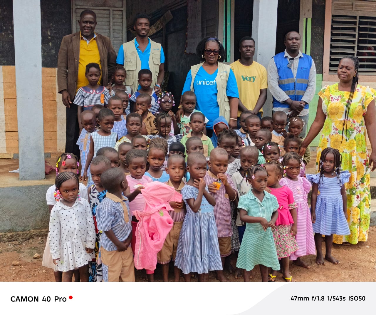 Projets UNICEF – Renforcement de 21 bâtiments en briques plastiques dans les régions du Folon et du Kabadougou